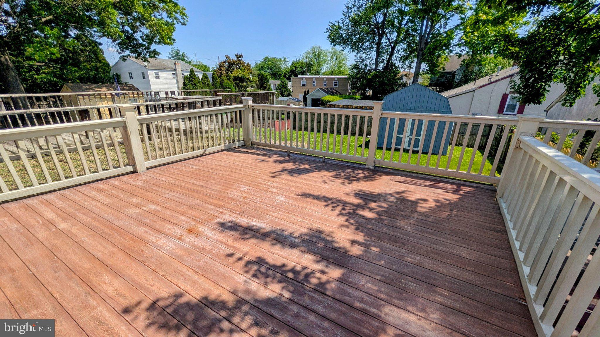 MILMONT PARK - Residential