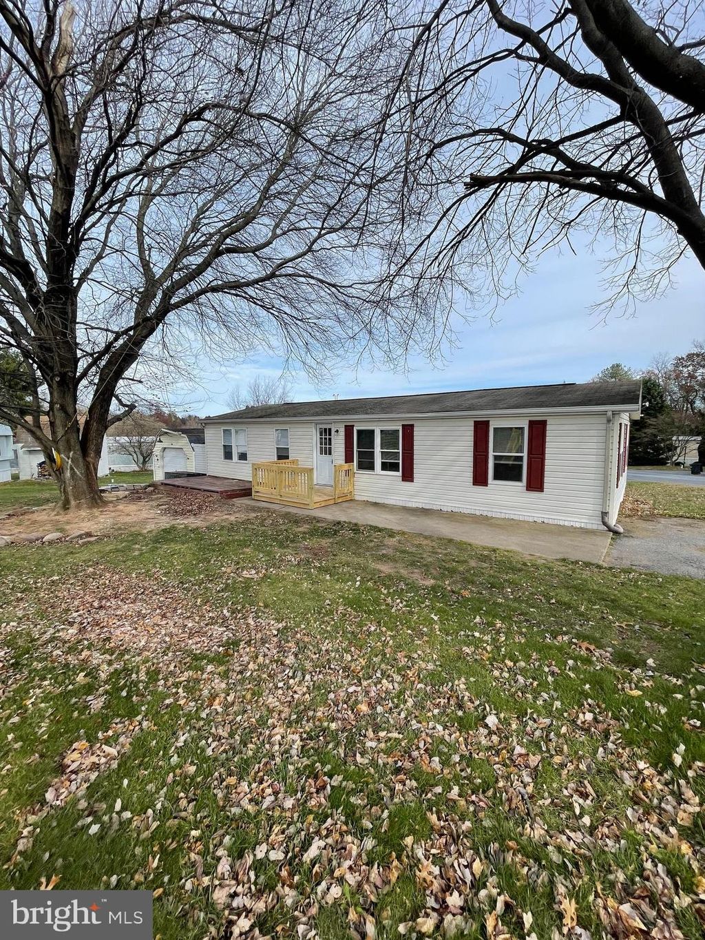 Photo of 32 Walnut Dr, YORK HAVEN, PA 17370 (MLS # PAYK2093912)