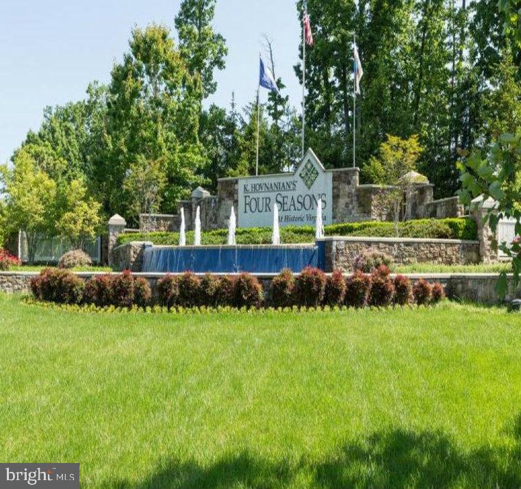 16545 SPARKLING BROOK LOOP