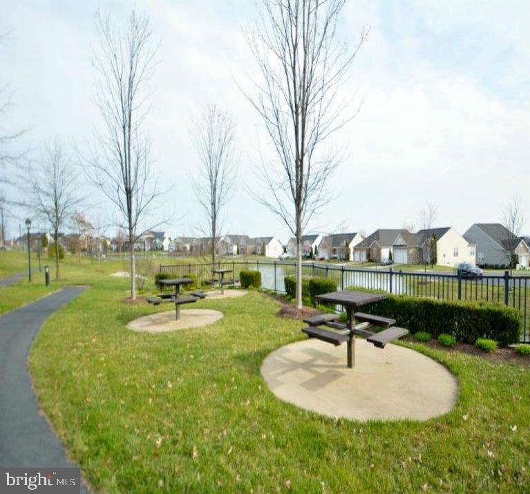 FOUR SEASONS IN HISTORIC VIRGINIA - Residential