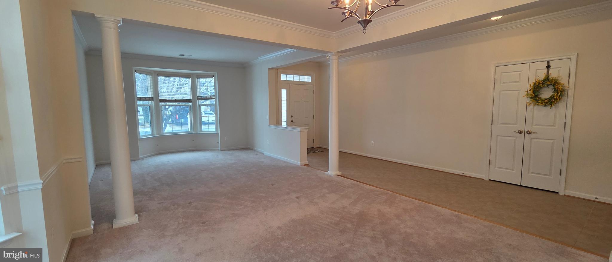 FOUR SEASONS IN HISTORIC VIRGINIA - Residential