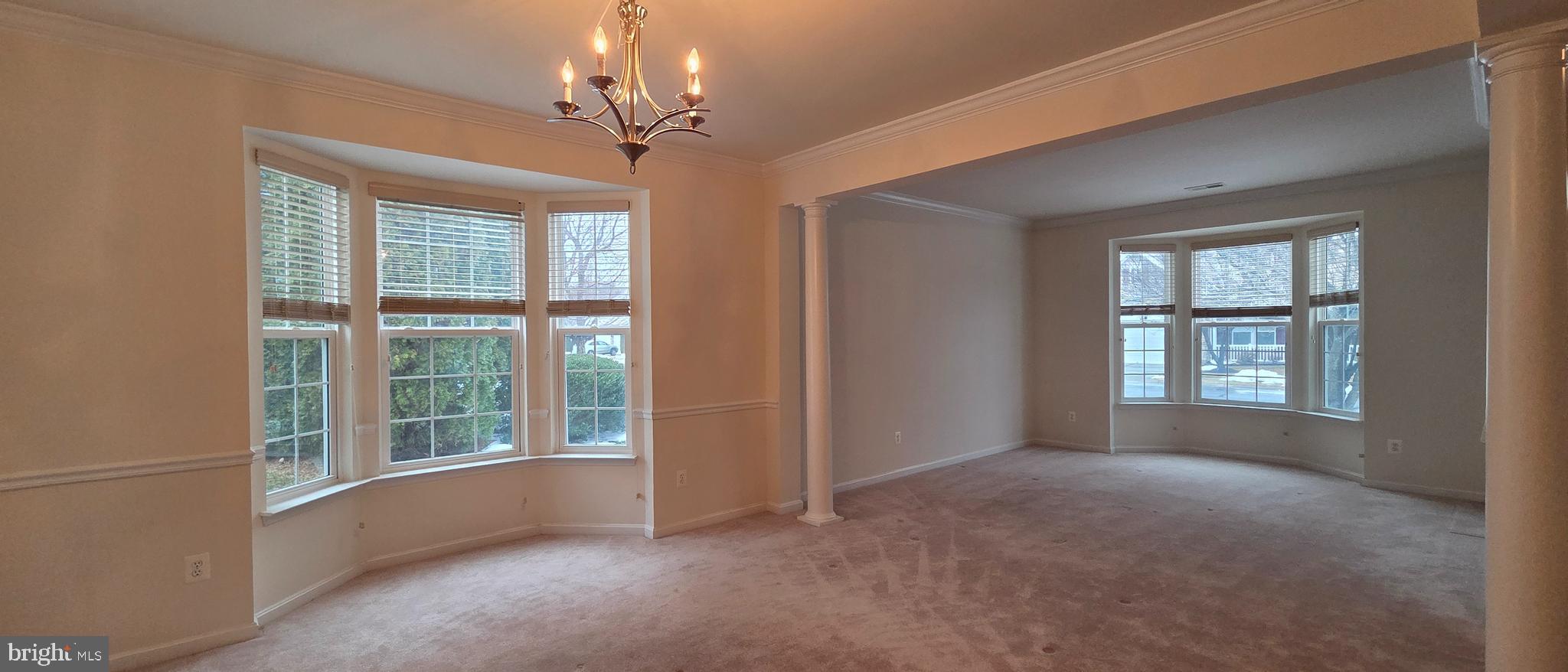 FOUR SEASONS IN HISTORIC VIRGINIA - Residential