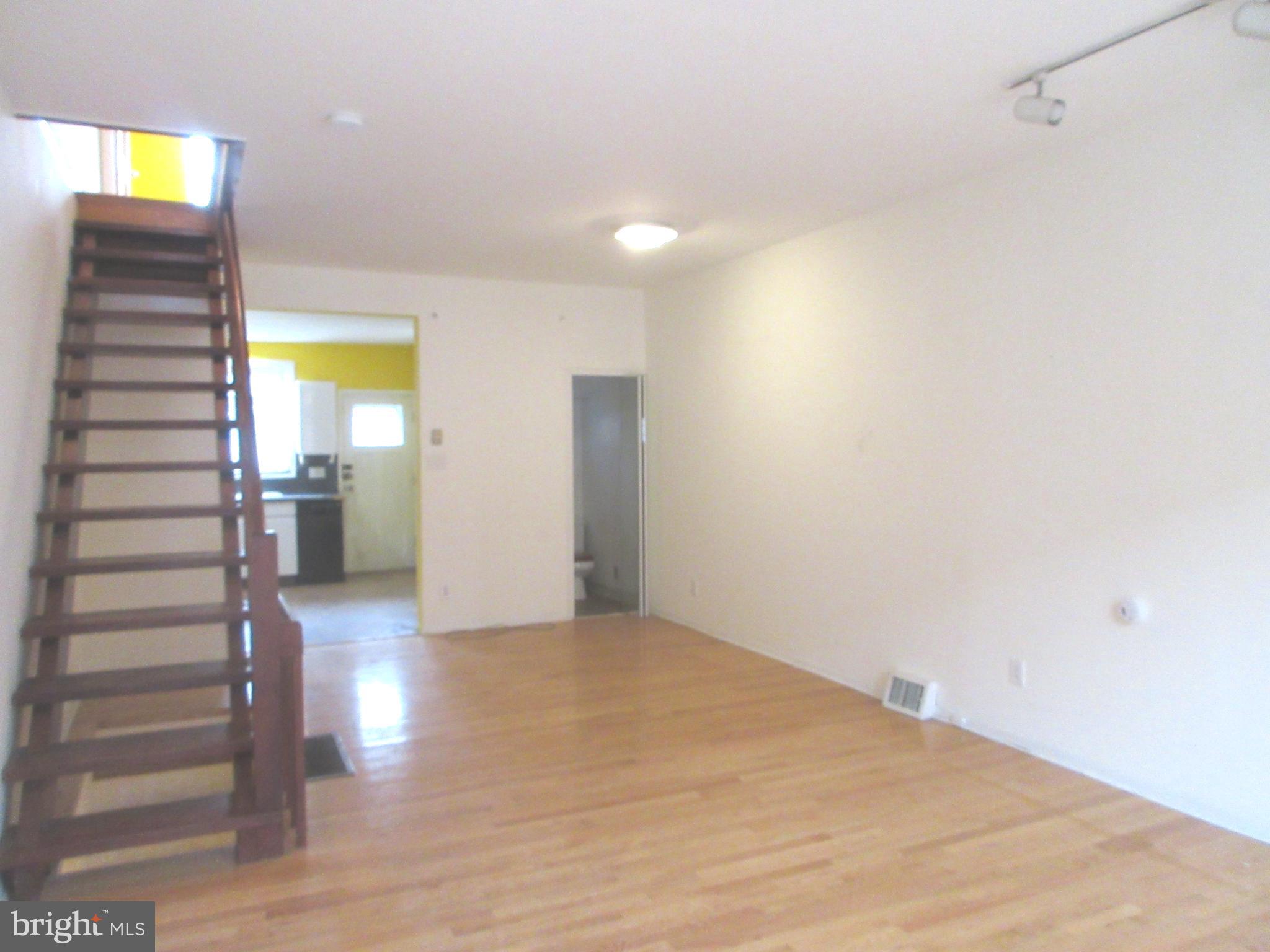 2444 S LAMBERT STREET