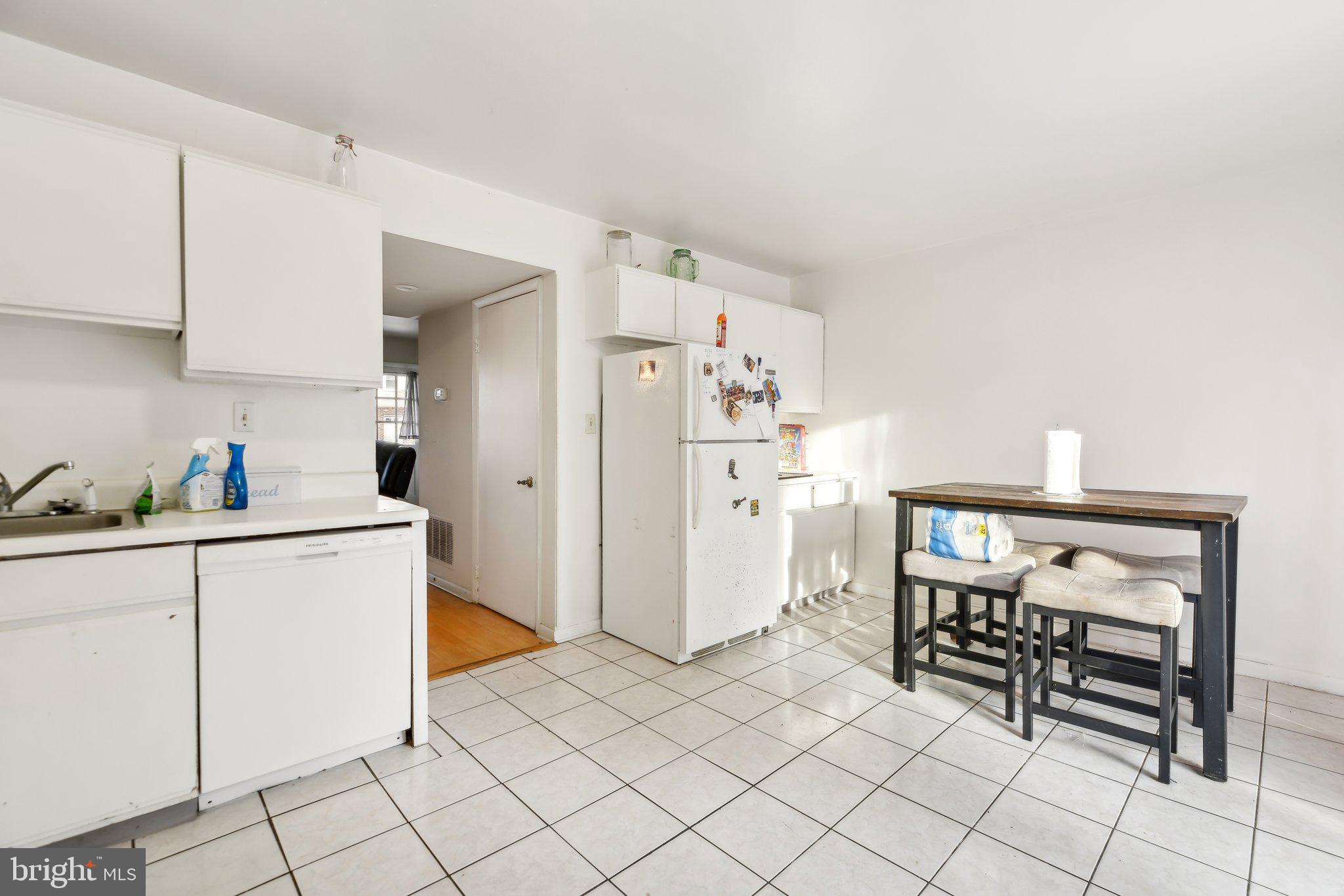 HERITAGE COURT - Residential