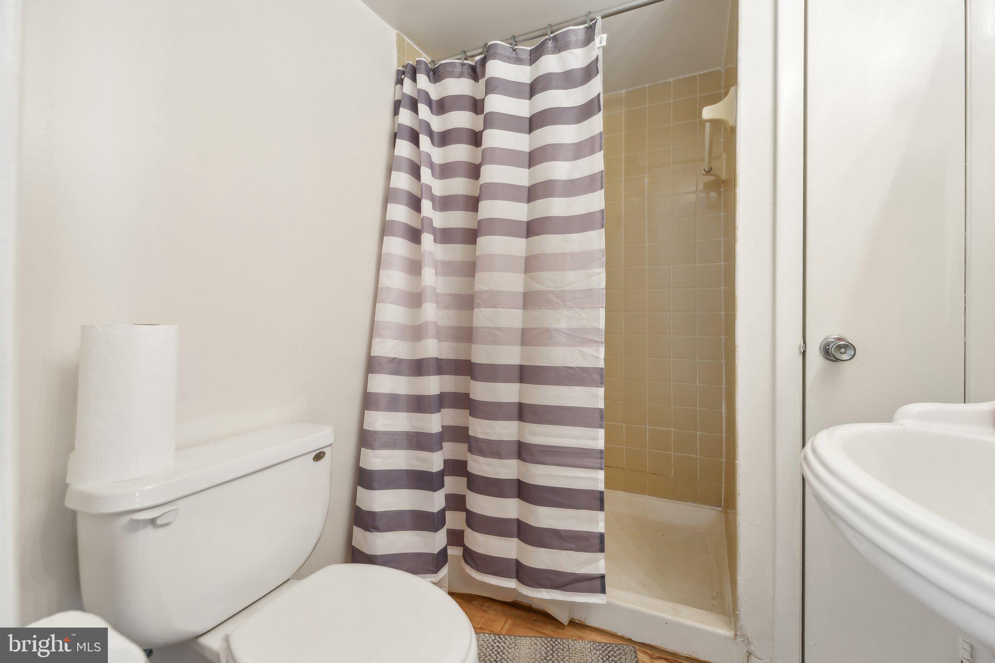 HERITAGE COURT - Residential