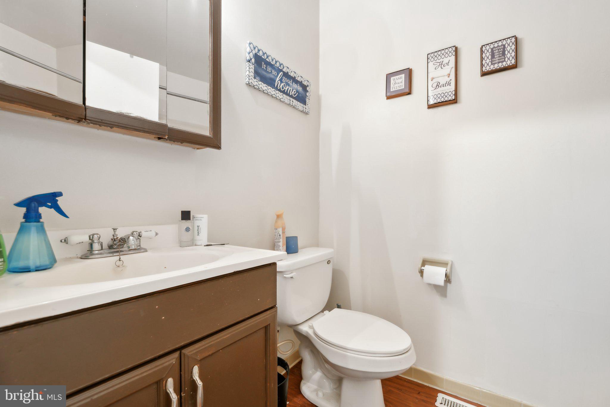 HERITAGE COURT - Residential