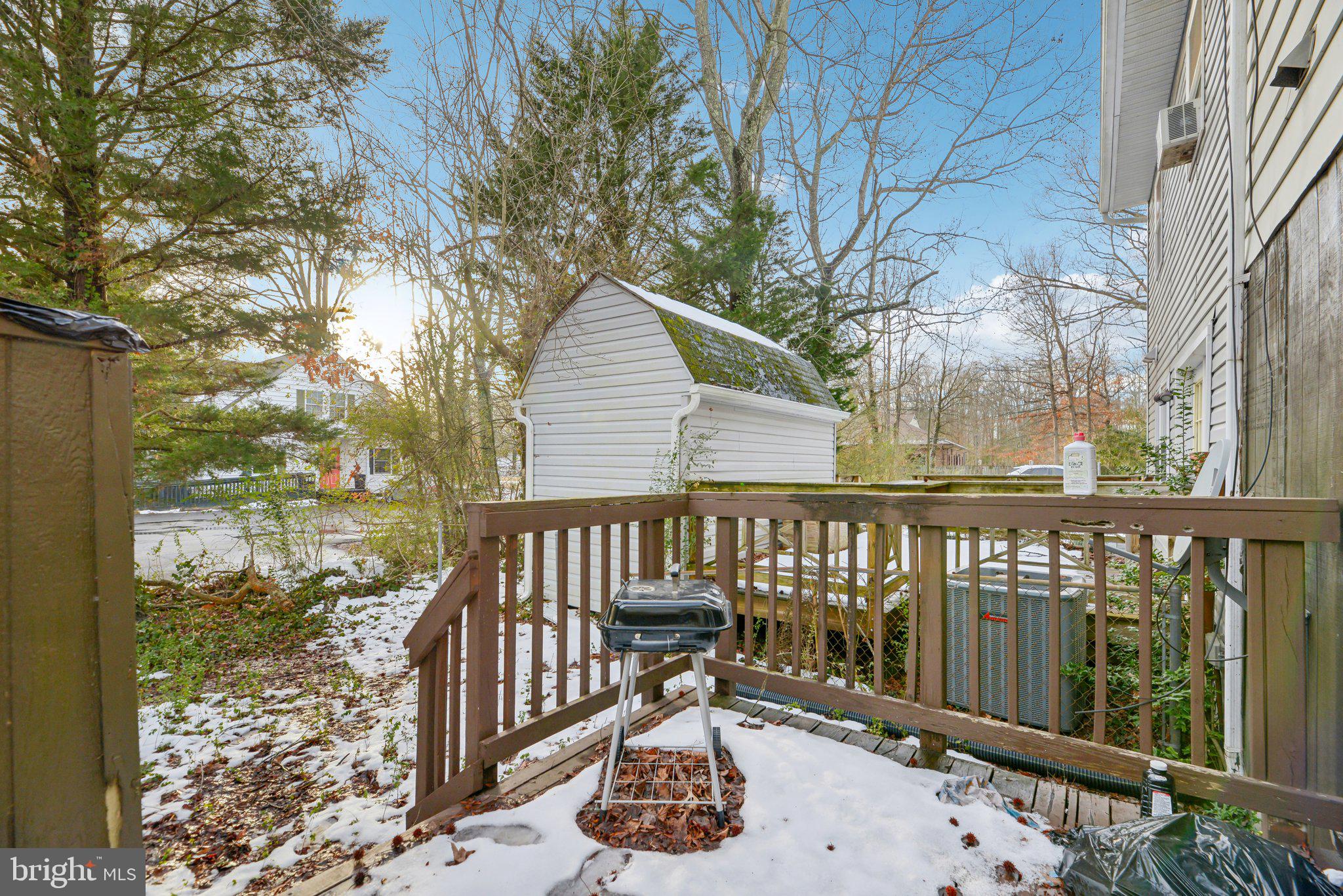 HERITAGE COURT - Residential