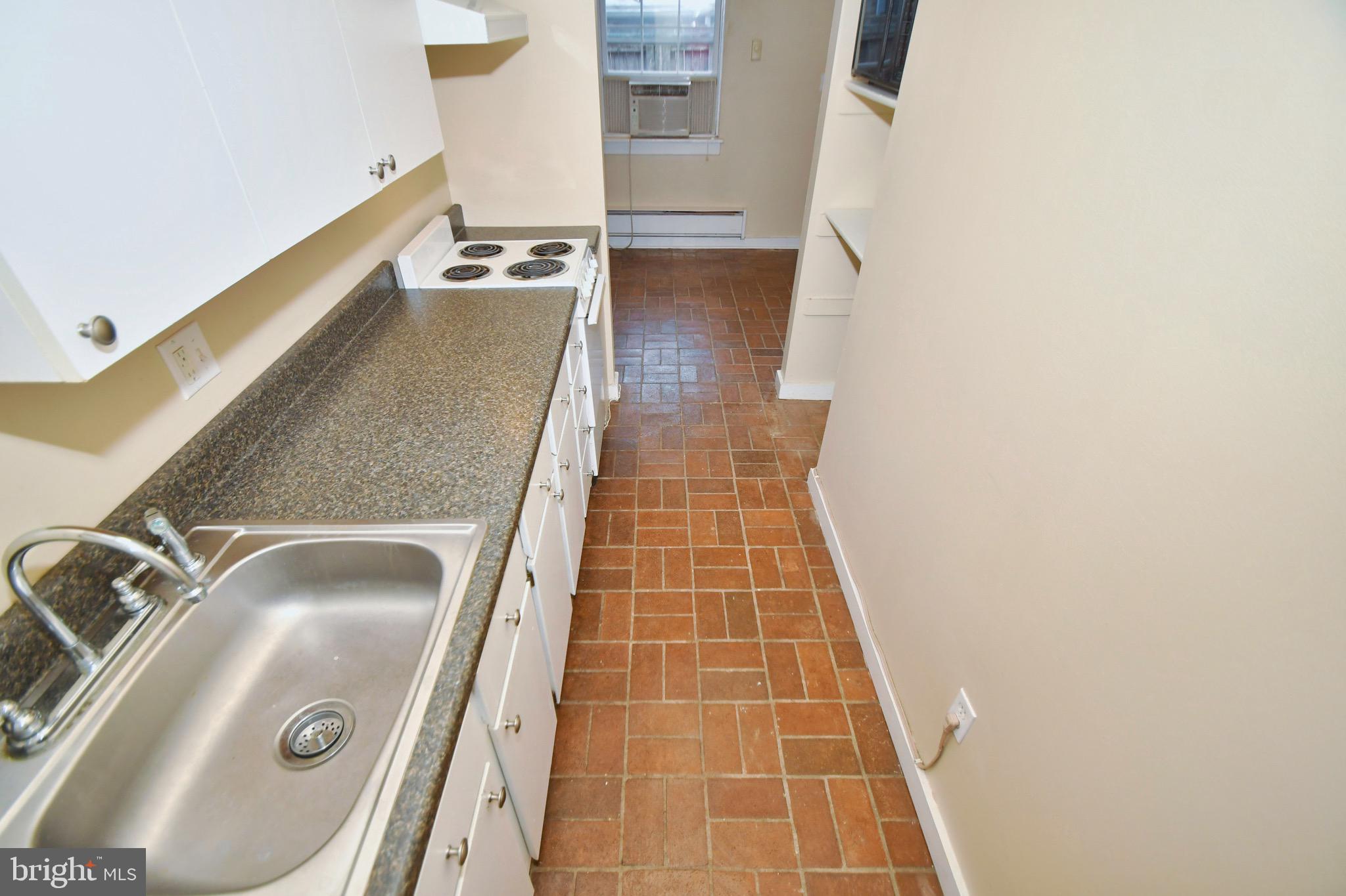 FEDERAL HILL HISTORIC DISTRICT - Residential Lease