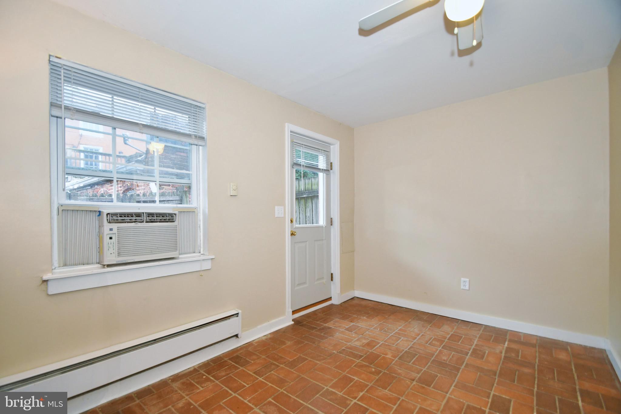 FEDERAL HILL HISTORIC DISTRICT - Residential Lease