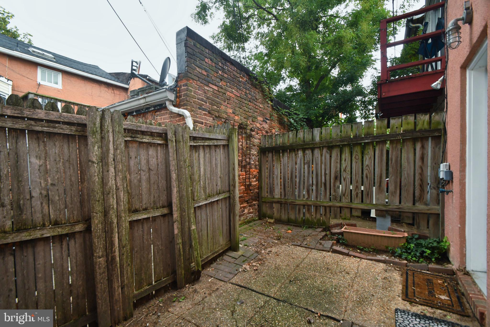 FEDERAL HILL HISTORIC DISTRICT - Residential Lease