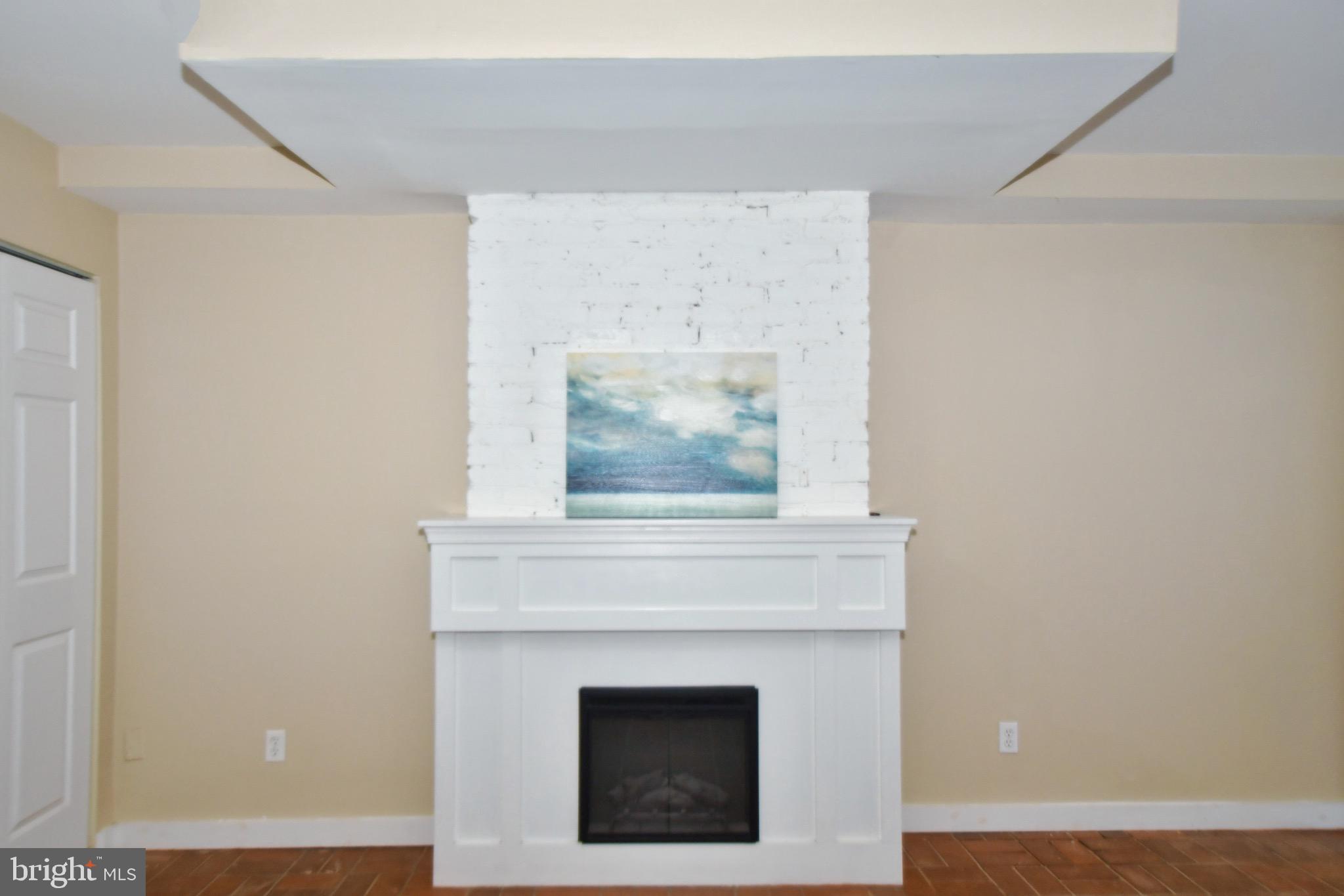 FEDERAL HILL HISTORIC DISTRICT - Residential Lease