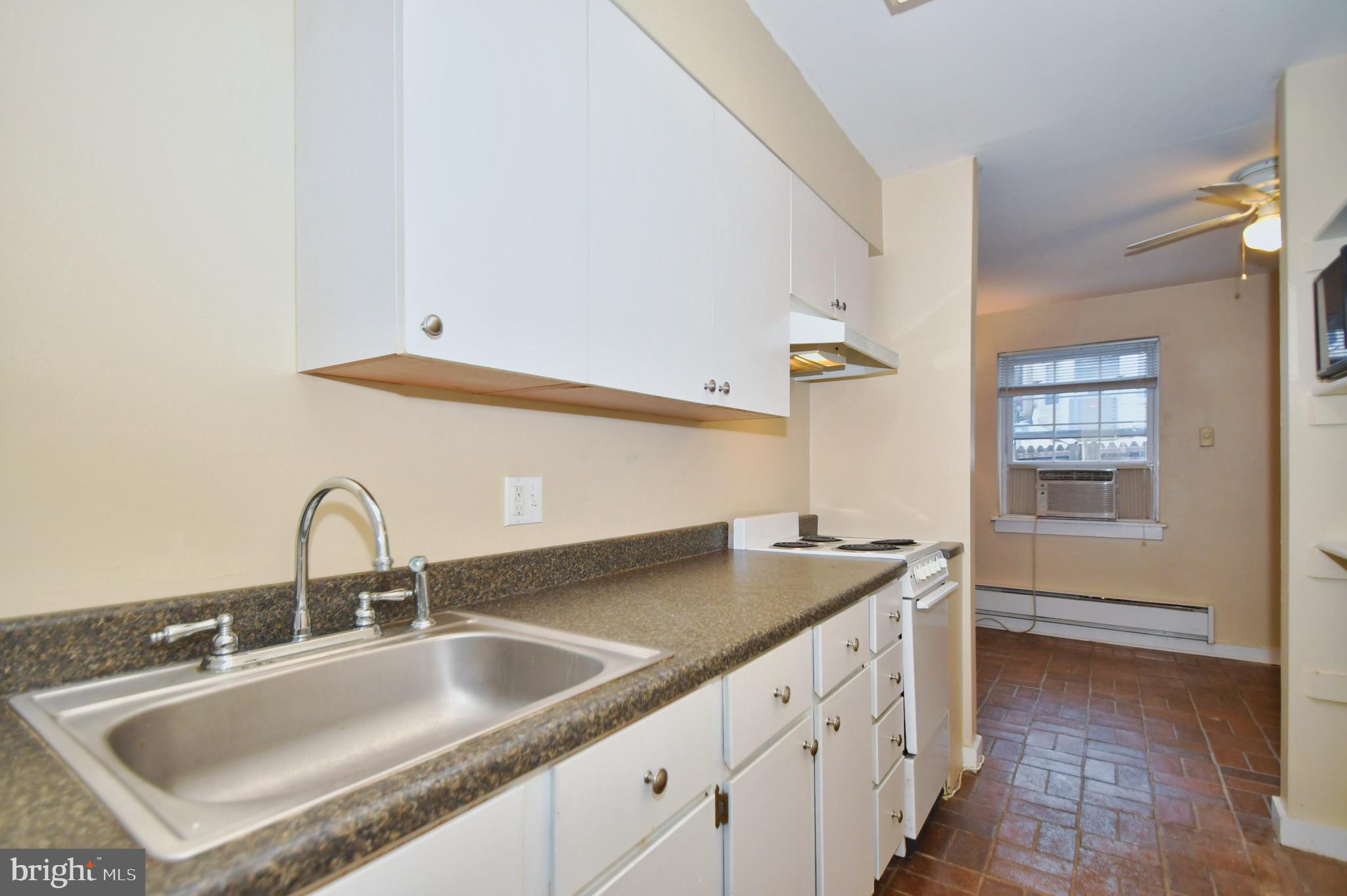 FEDERAL HILL HISTORIC DISTRICT - Residential Lease