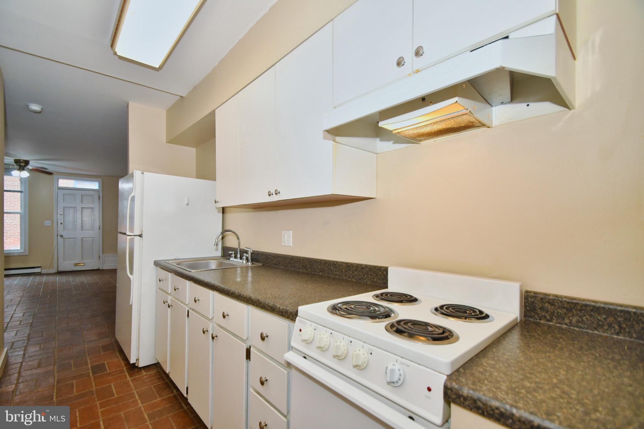 FEDERAL HILL HISTORIC DISTRICT - Residential Lease