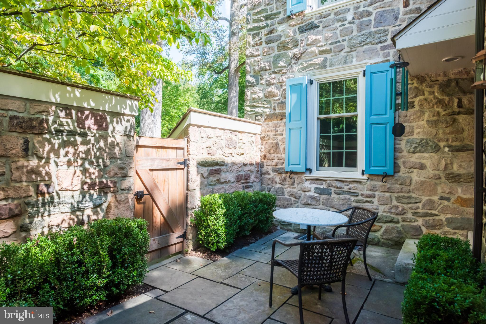 BRYN MAWR - Residential