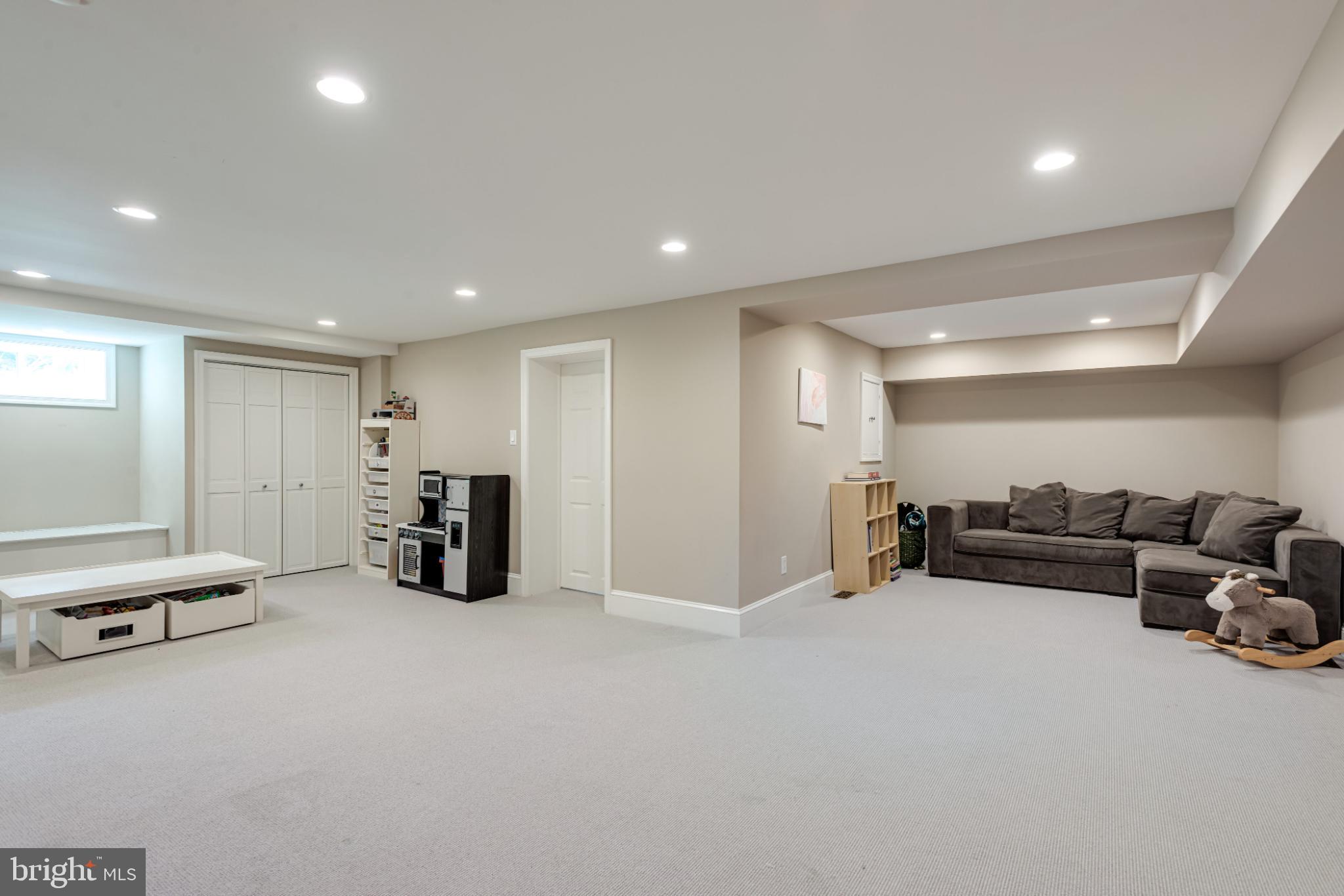 BRYN MAWR - Residential