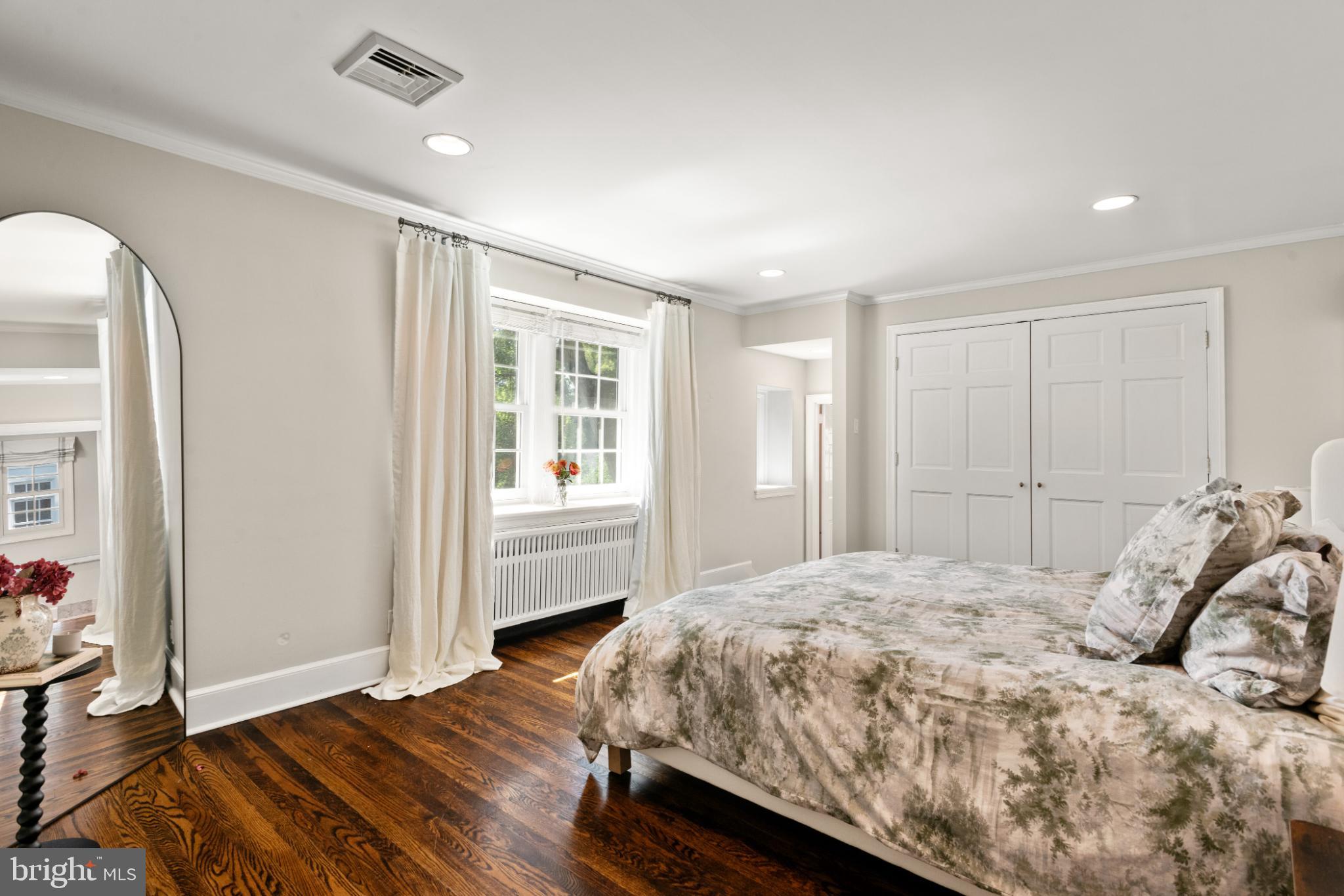 BRYN MAWR - Residential