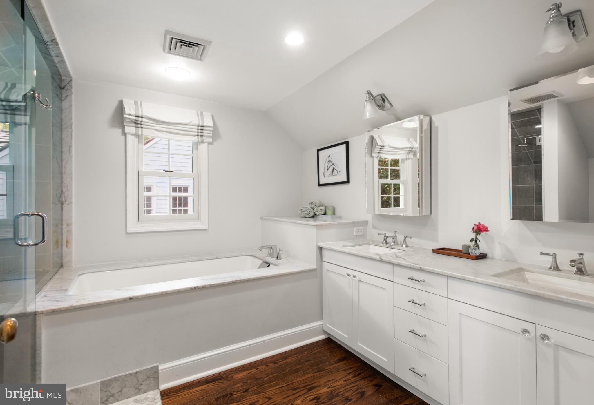 BRYN MAWR - Residential