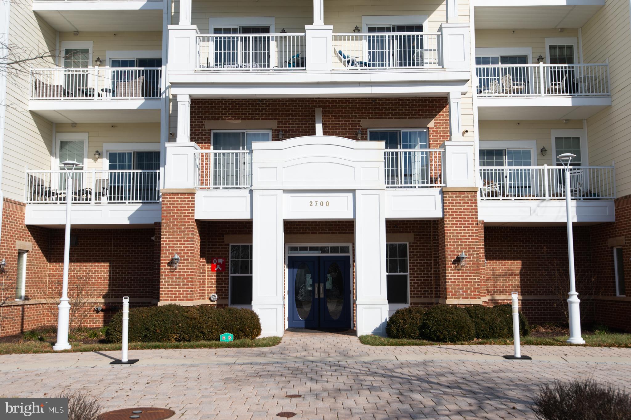 2700 WILLOW OAK DRIVE 409E