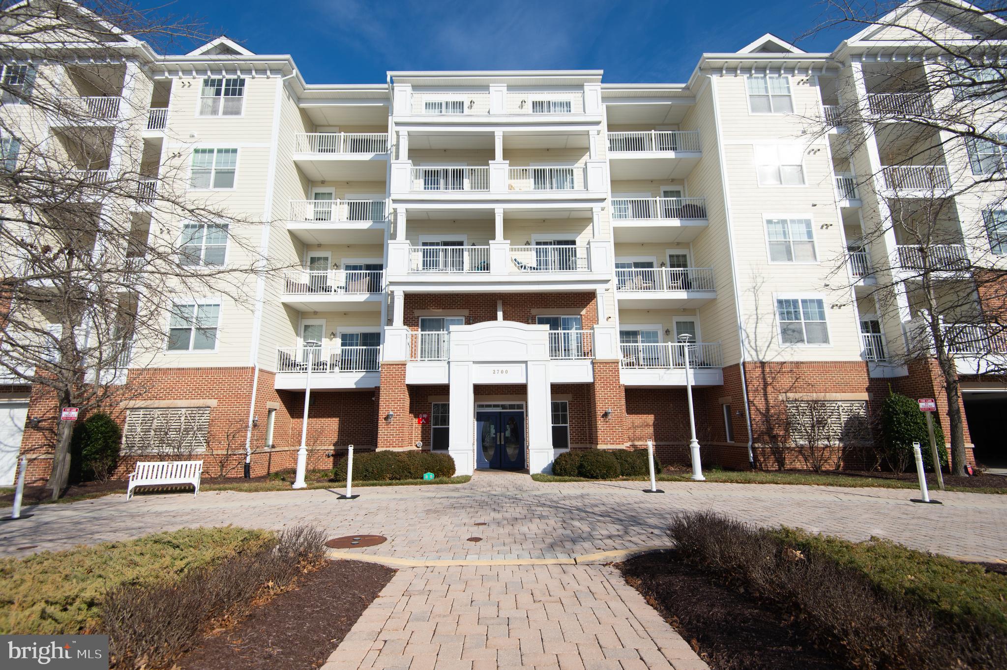 2700 WILLOW OAK DRIVE 409E