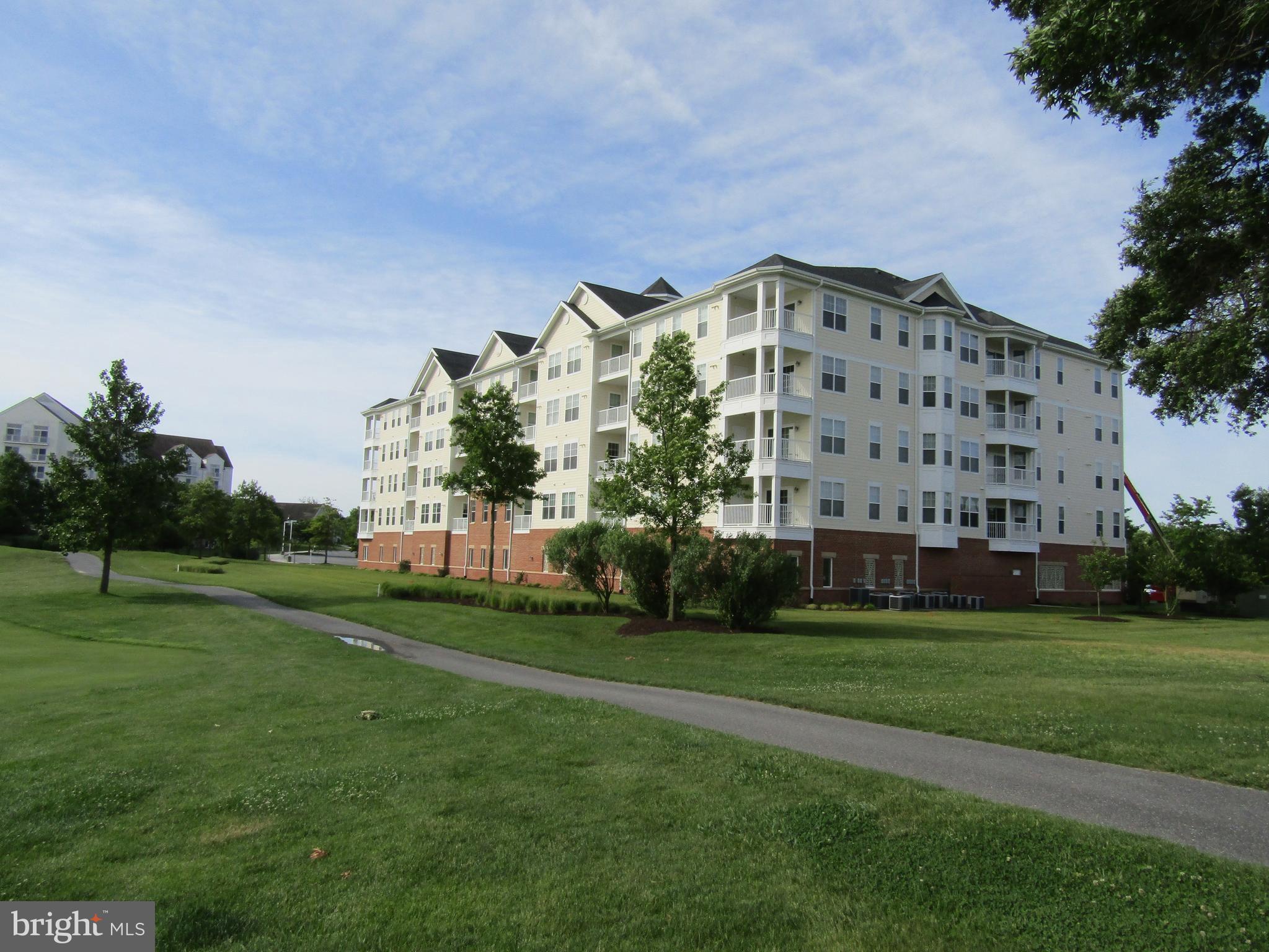 2700 WILLOW OAK DRIVE 409E