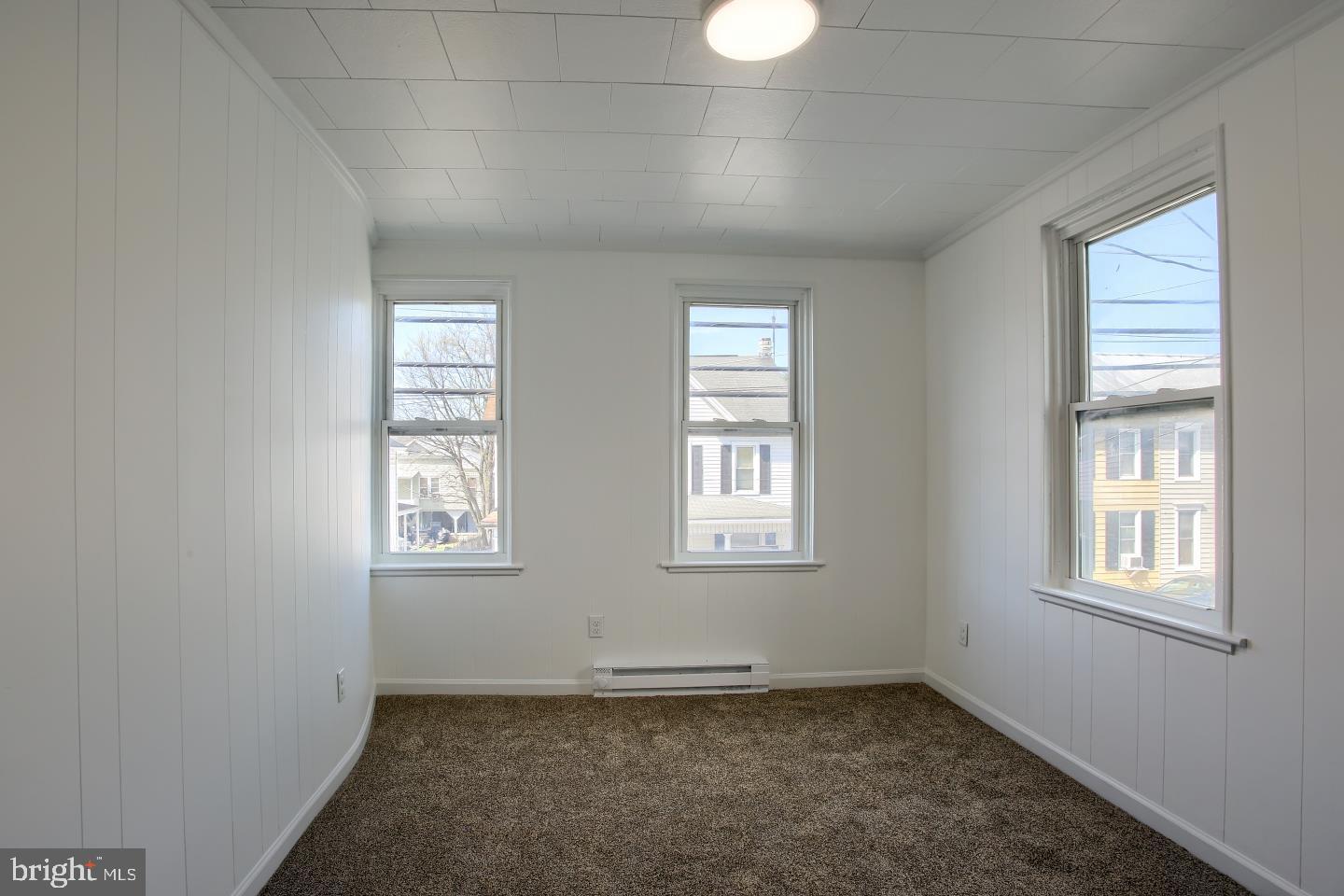 DILLSBURG BORO - Residential