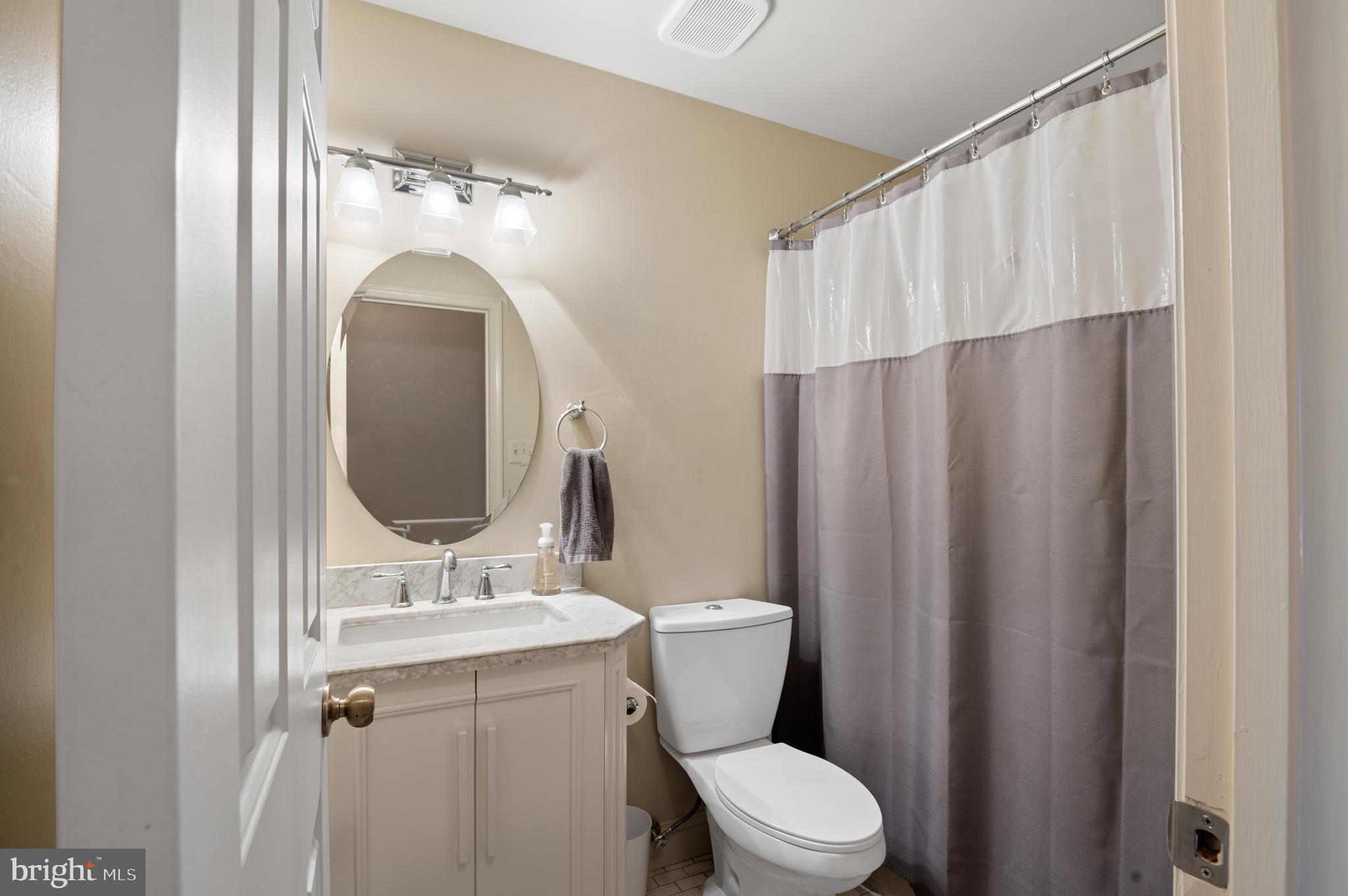 LOVETON FARMS - Residential