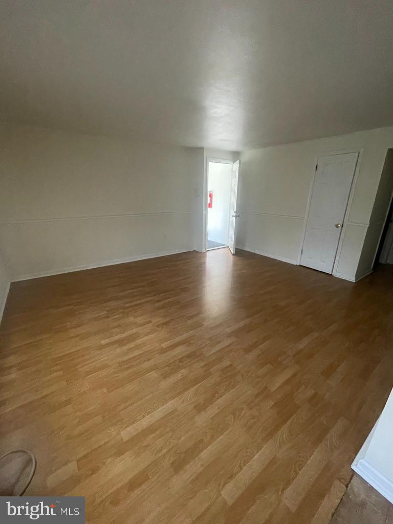 COURT OF HENDERSON - Residential Lease