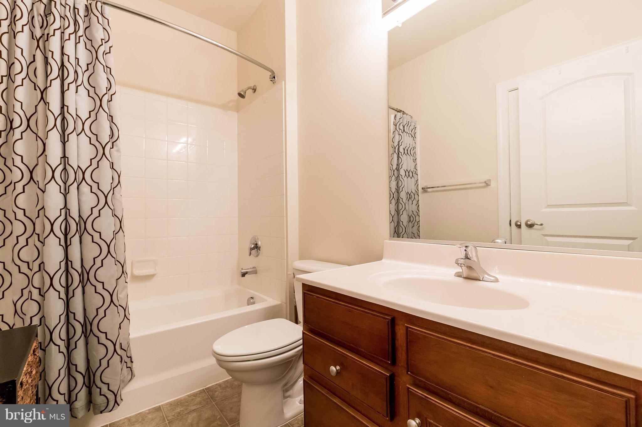 POTOMAC CLUB - Residential