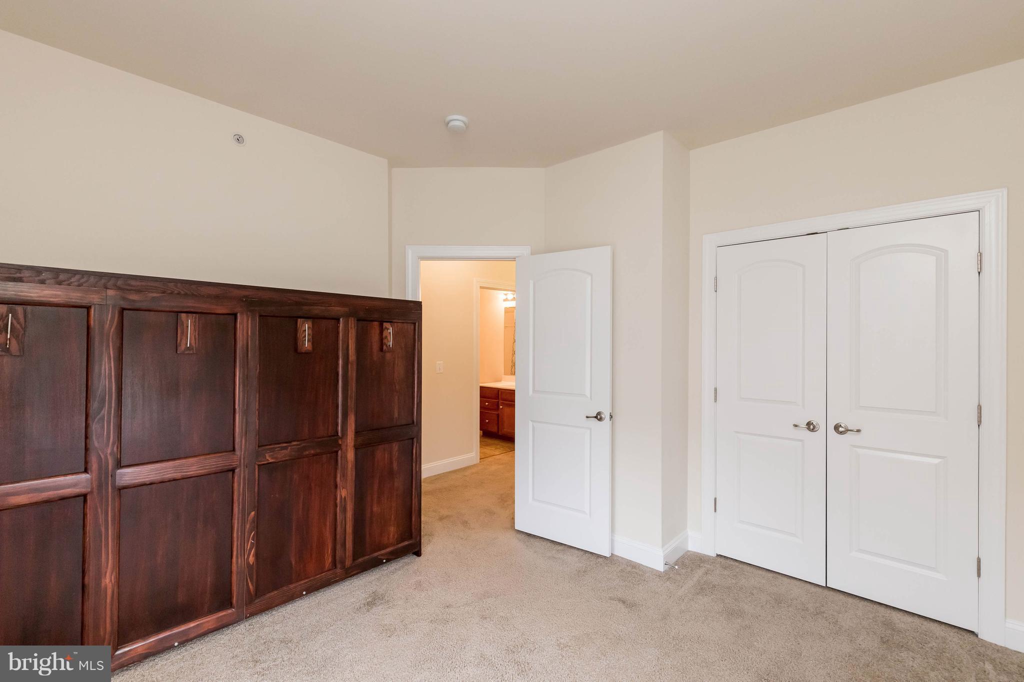 POTOMAC CLUB - Residential