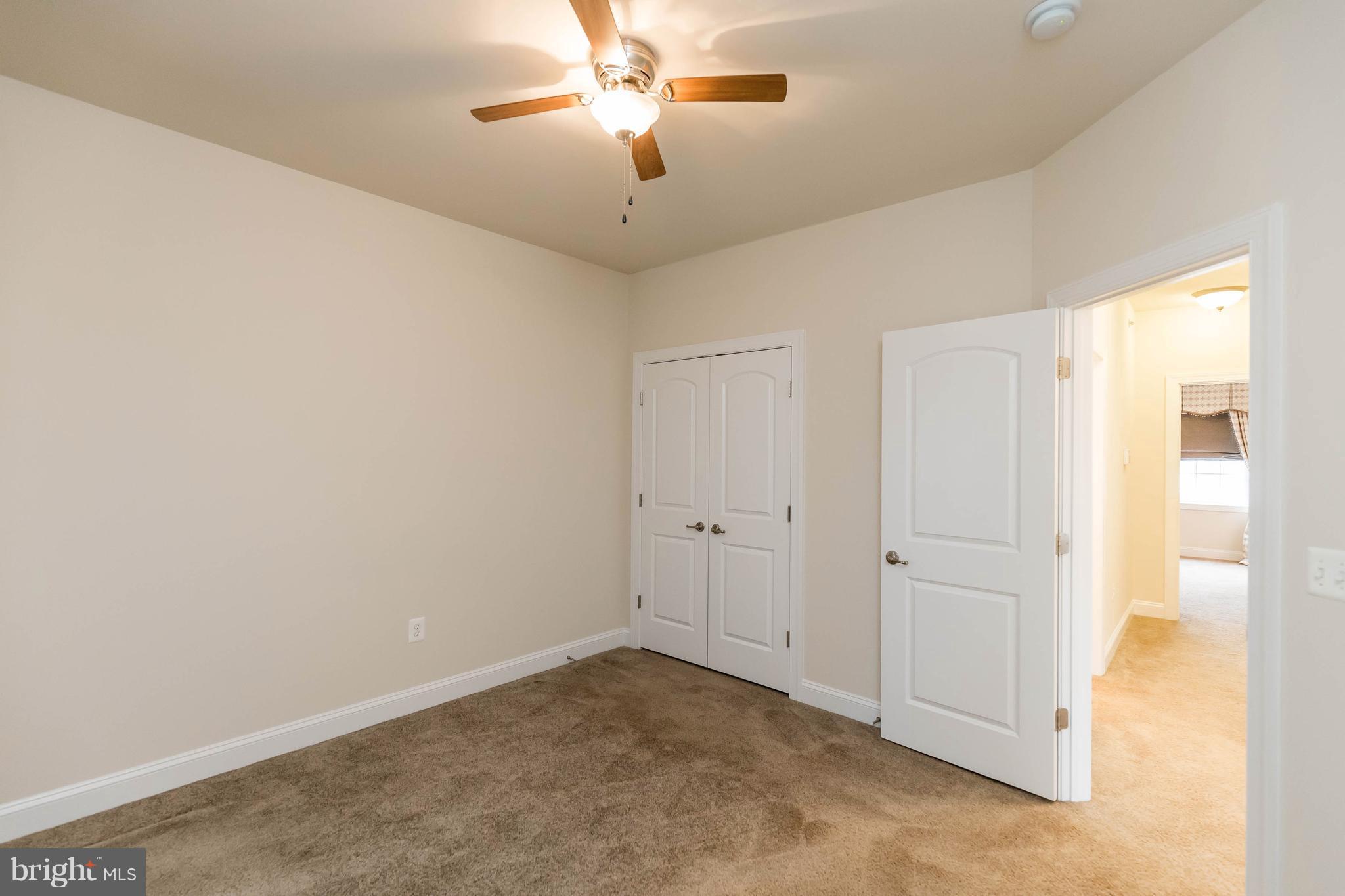 POTOMAC CLUB - Residential