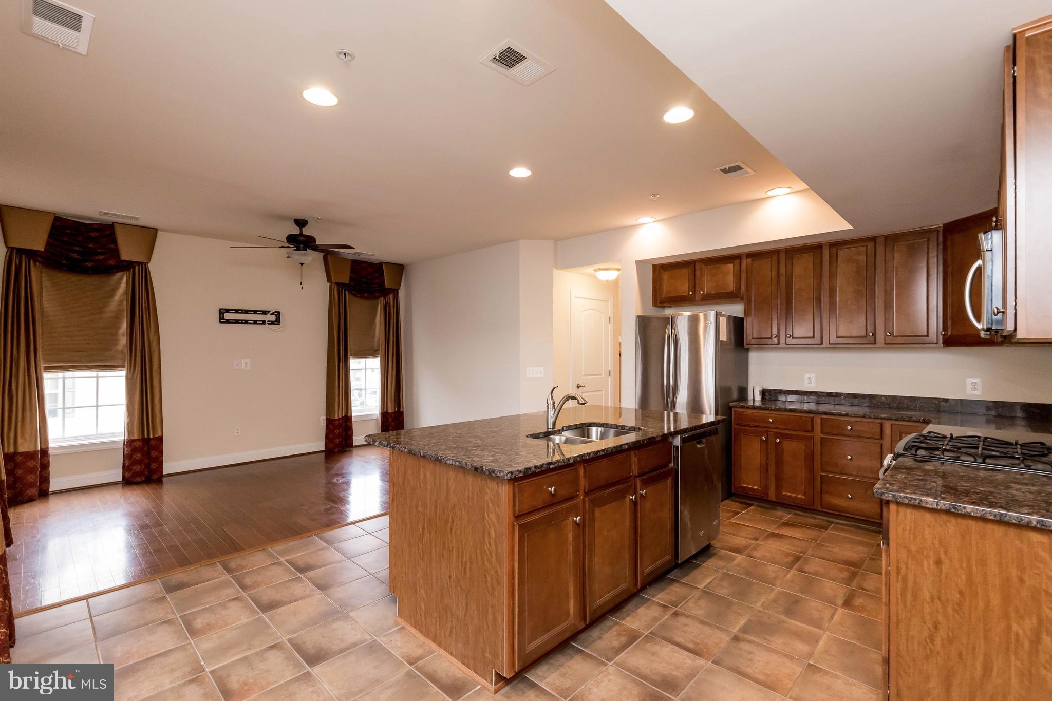 POTOMAC CLUB - Residential