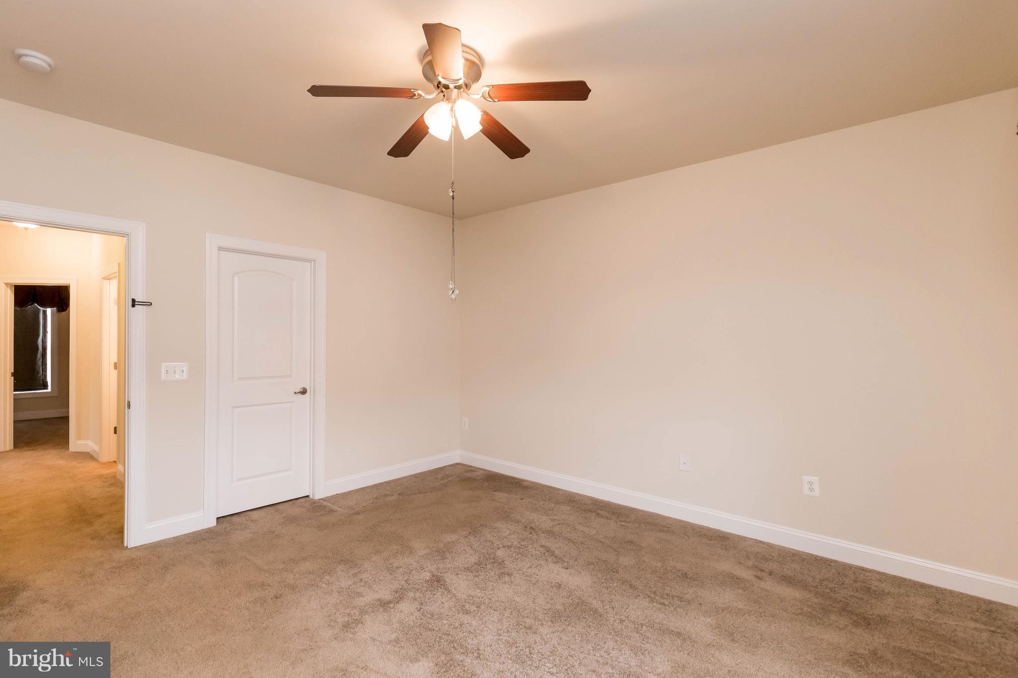 POTOMAC CLUB - Residential