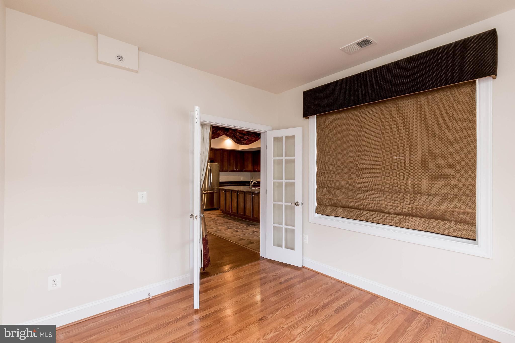 POTOMAC CLUB - Residential