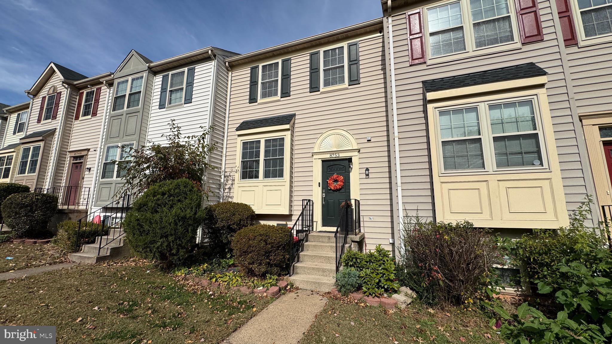 TUDOR OAKS (TH) - Residential