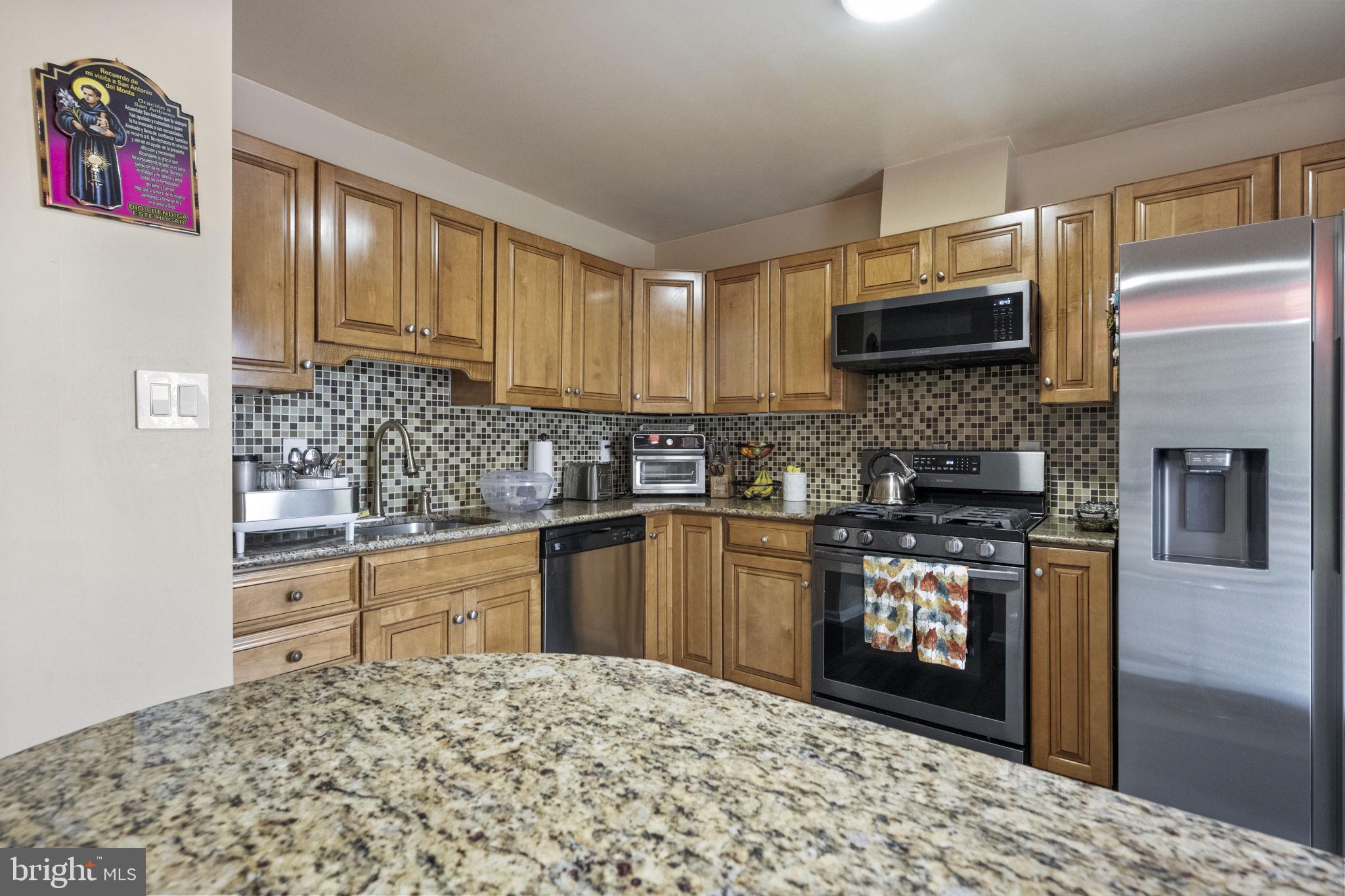 TUDOR OAKS (TH) - Residential