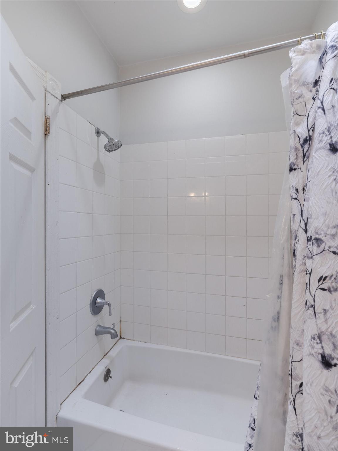 GERMANTOWN - Residential