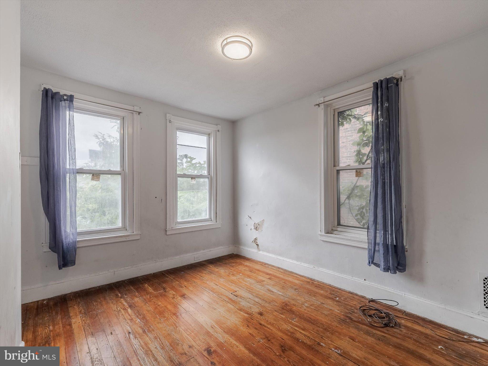 GERMANTOWN - Residential