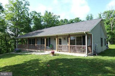 LINCOLN ESTATES - Residential Lease