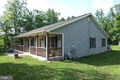 LINCOLN ESTATES - Residential Lease