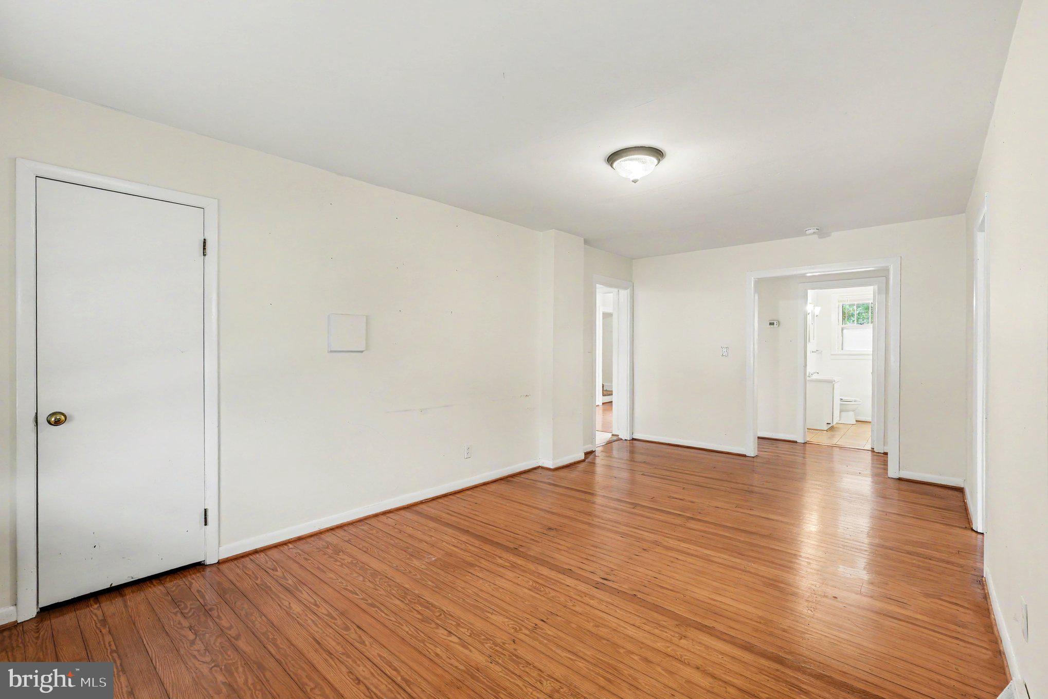 117 HILLCREST DRIVE - Photo 3
