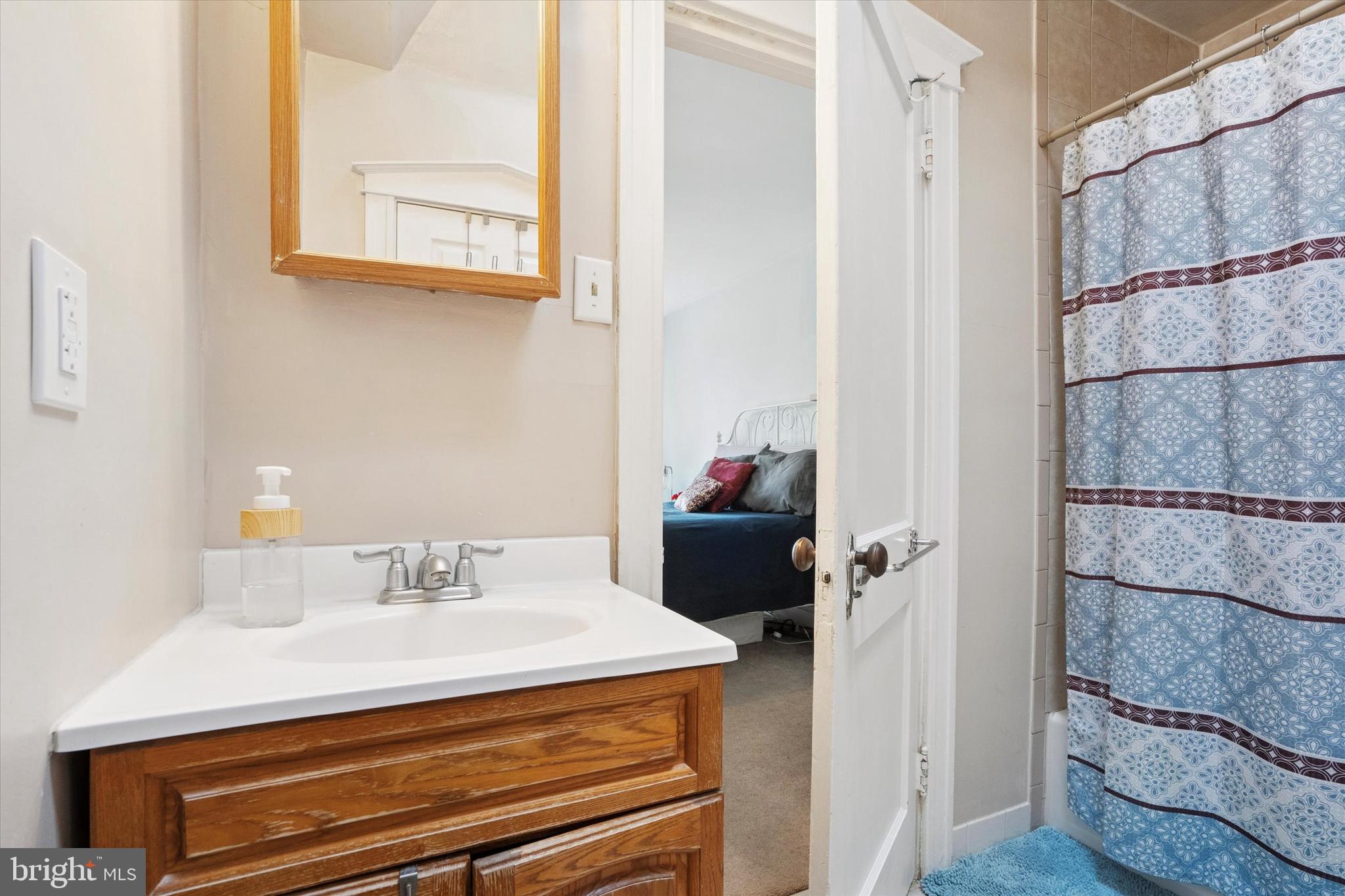 MAYFAIR (WEST) - Residential