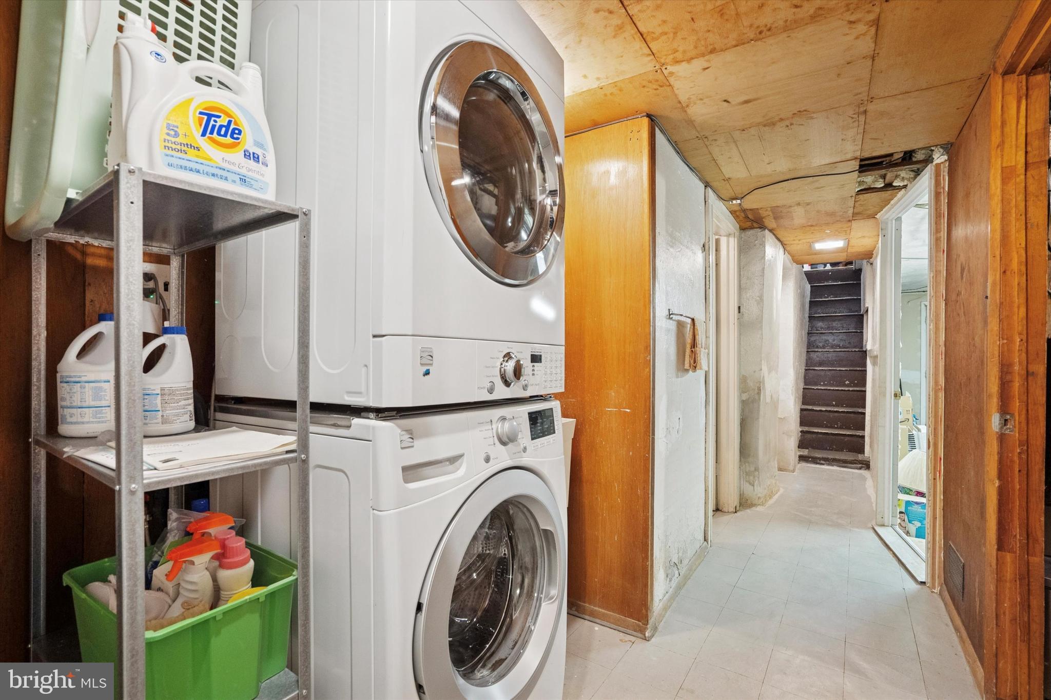 MAYFAIR (WEST) - Residential