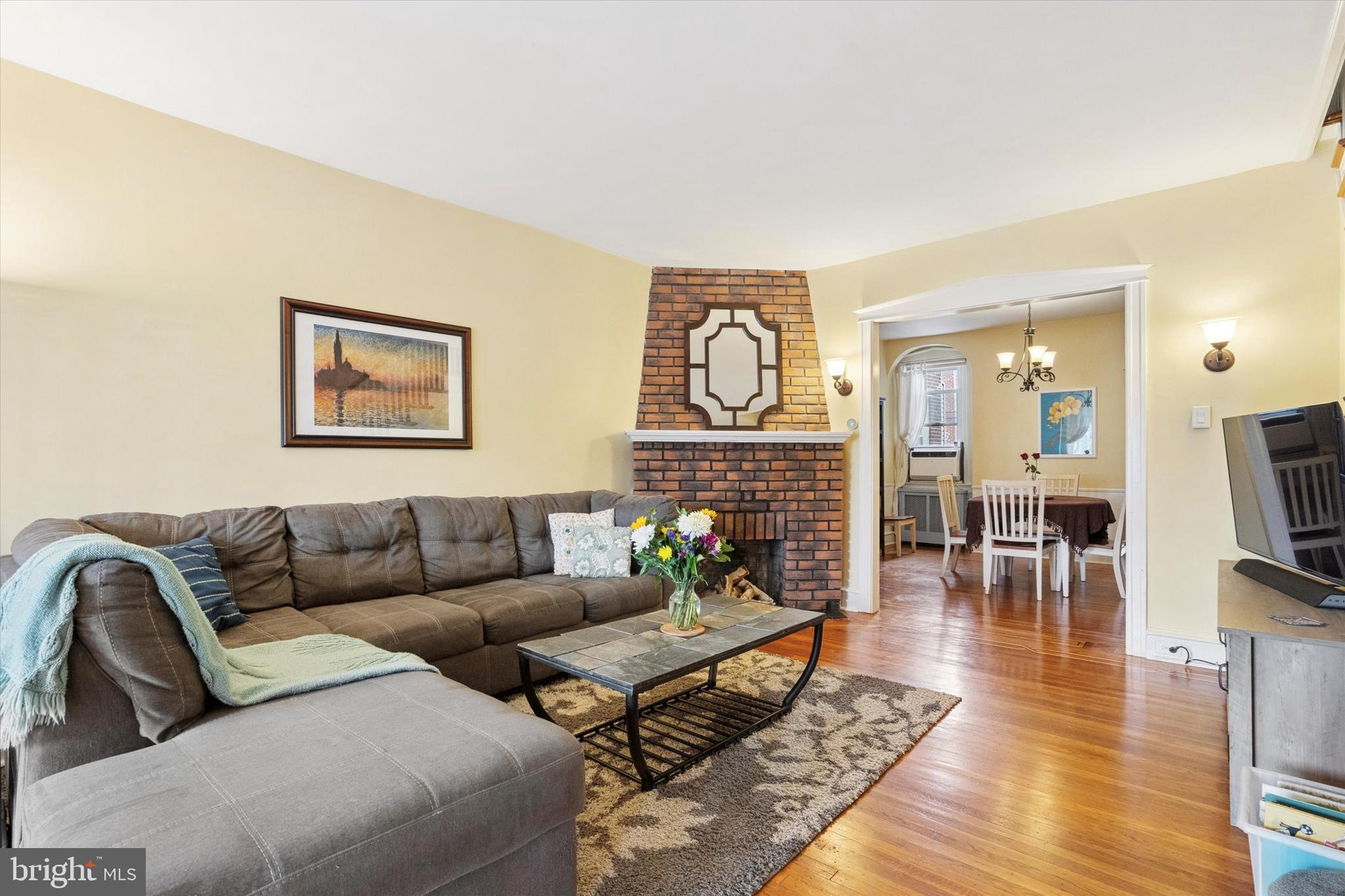 MAYFAIR (WEST) - Residential