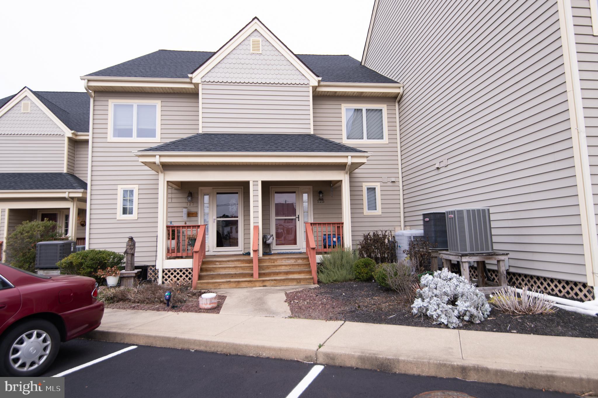 WARWICK LANDING - Residential