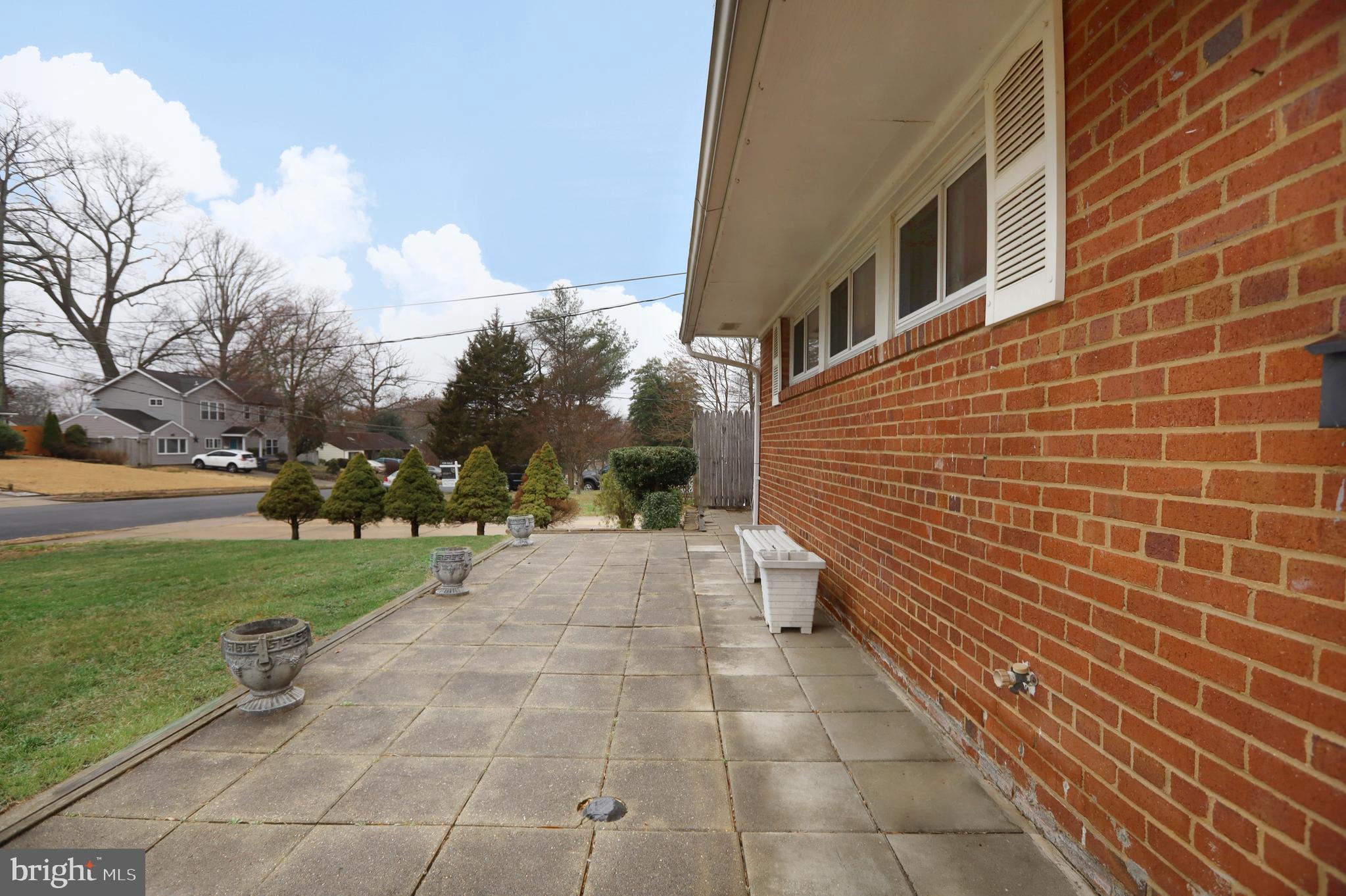 SPRINGFIELD - Residential