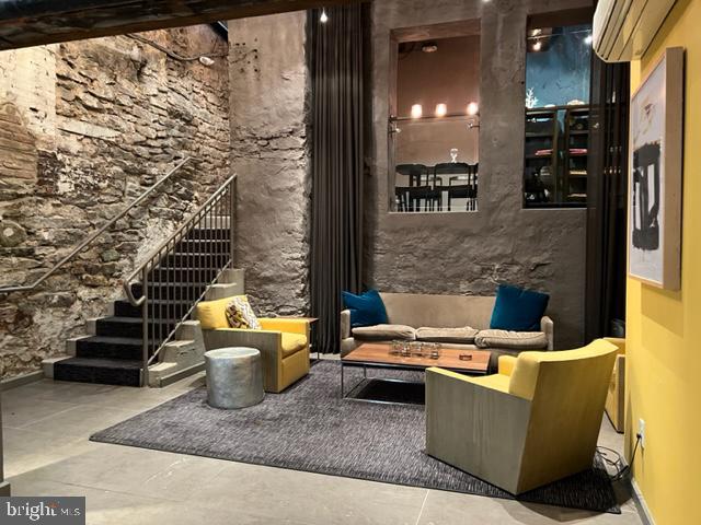 RITTENHOUSE SQUARE - Residential Lease