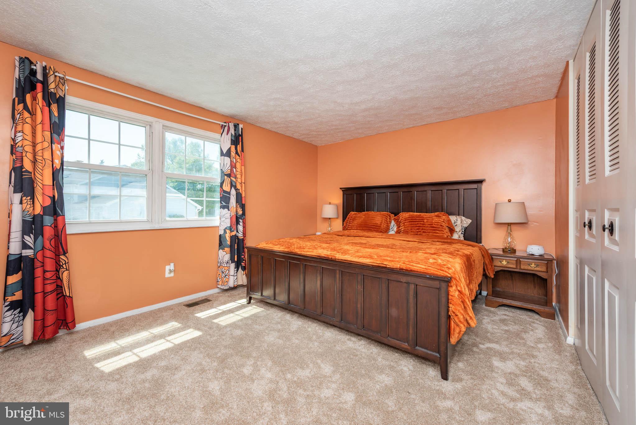 HARMANS WOODS - Residential