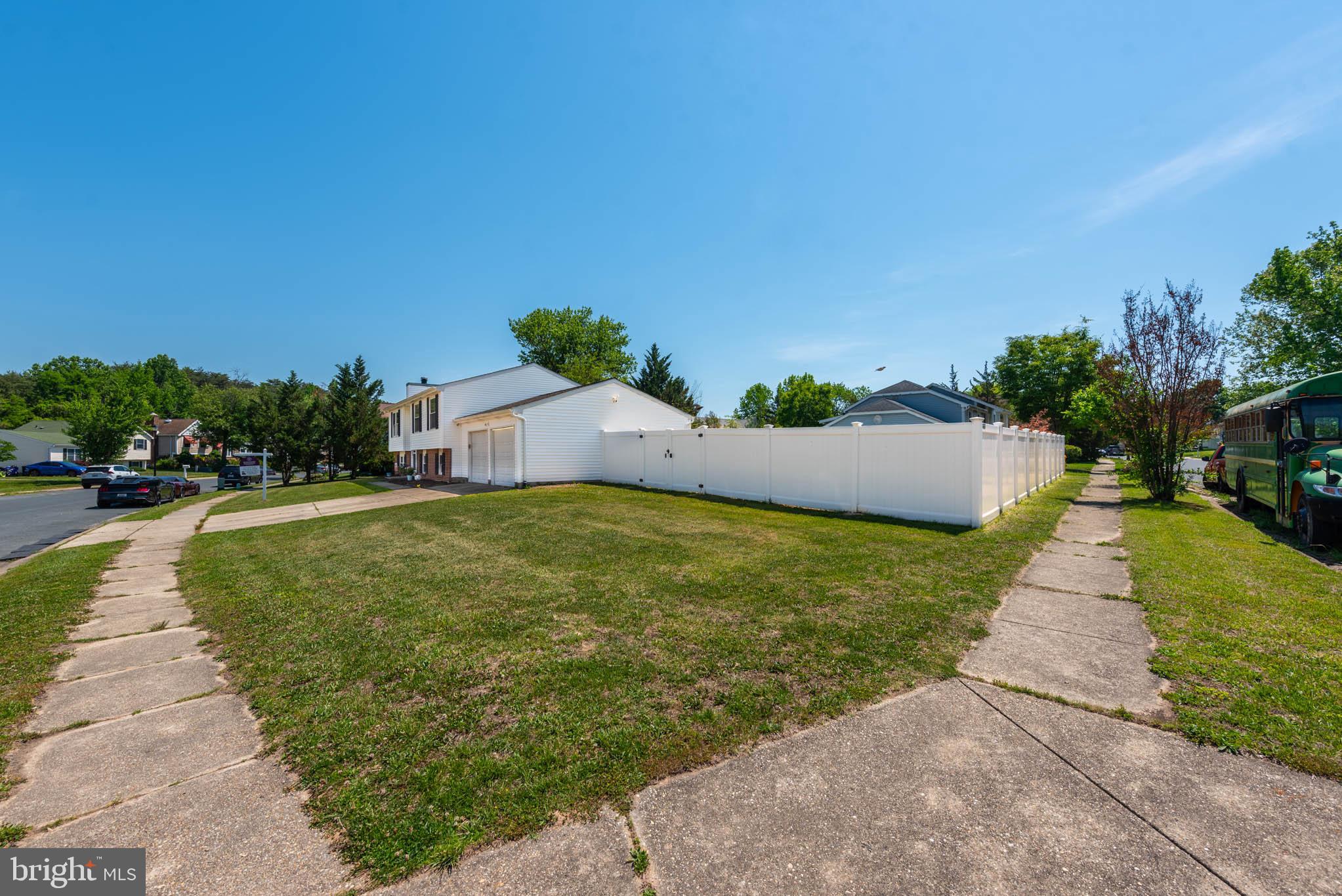 HARMANS WOODS - Residential