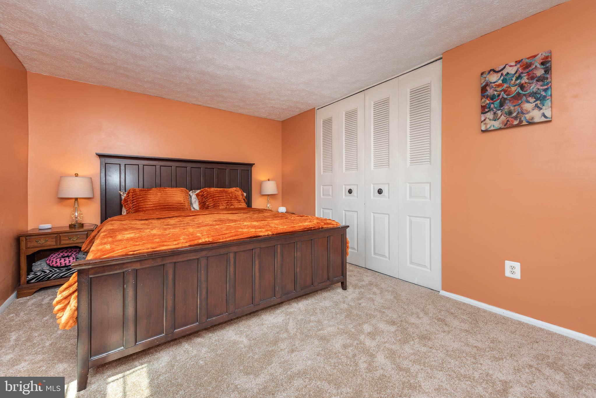 HARMANS WOODS - Residential