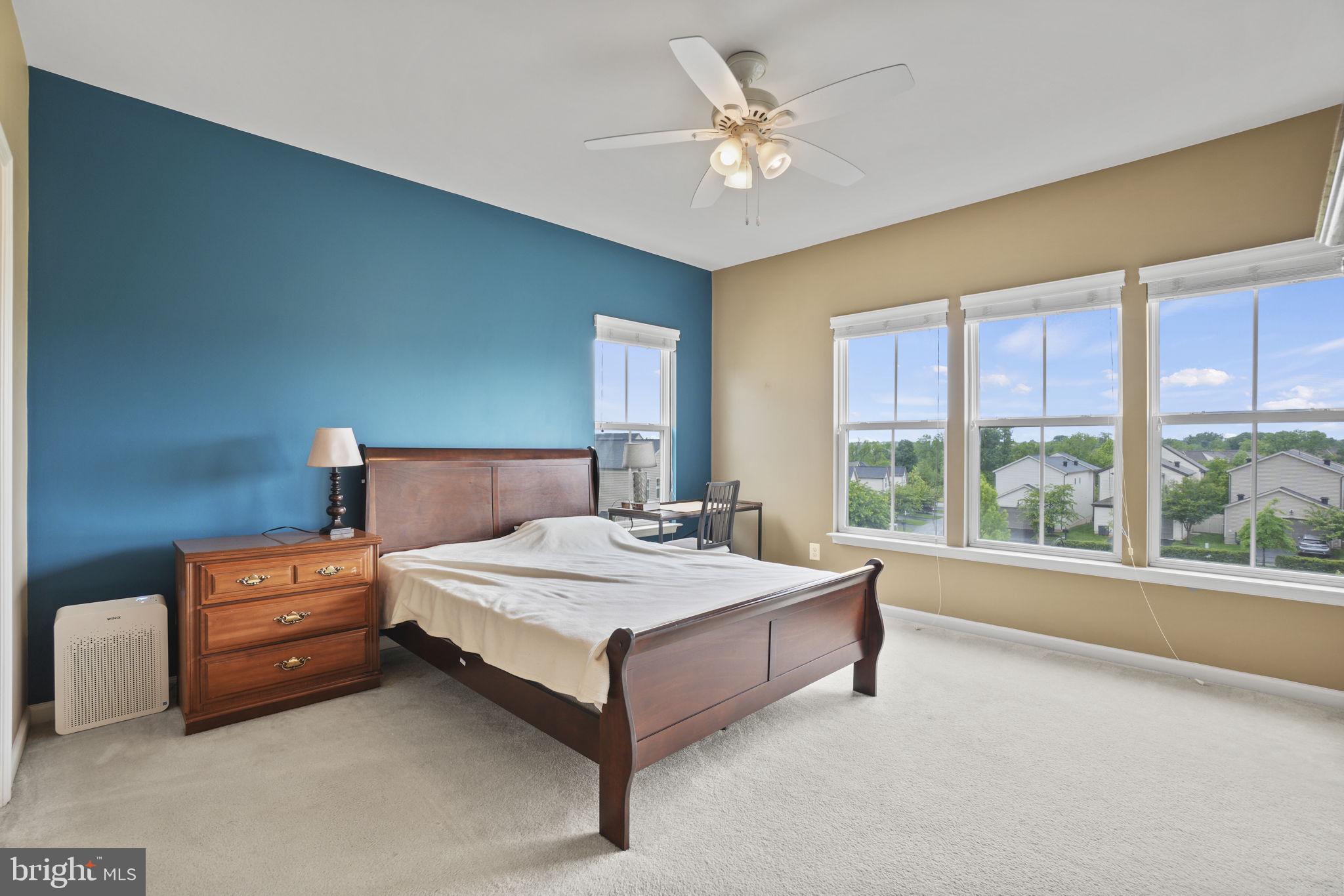 ONE LOUDOUN LANDBAY C - Residential Lease